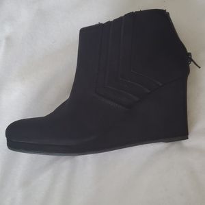 Black ankle boots, size 9.5